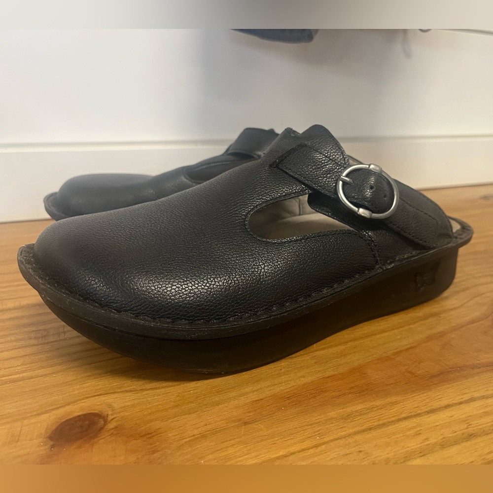 Black Leather Alegria Slip-On Clogs